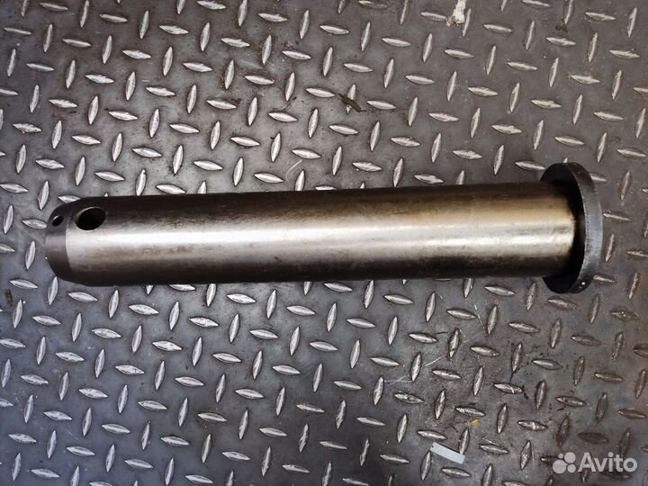 Палец 206-70-K2140