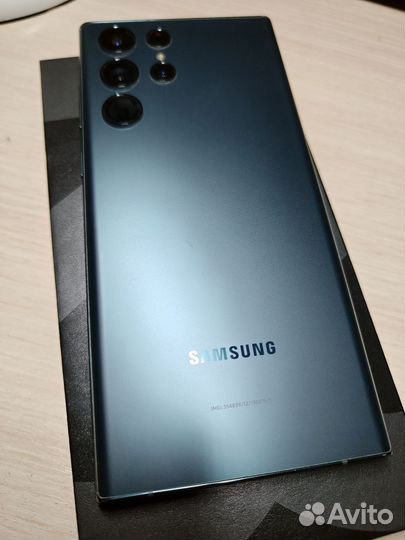 Samsung Galaxy S22 Ultra, 12/256 ГБ