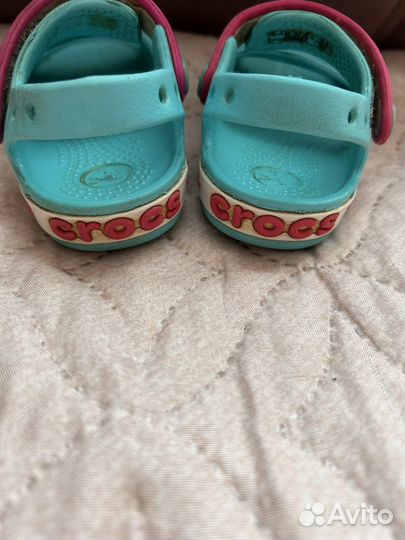 Босоножки для девочки crocs c5