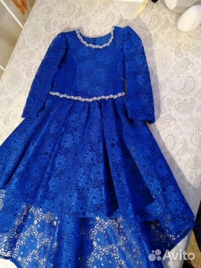 Платье праздничное