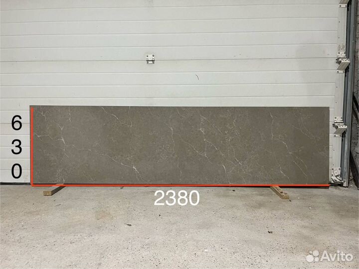 Остатки кварцевого агломерата и акрилового камня