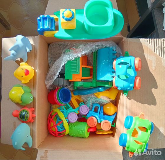 Детские машинки игрушки развивашки 2 коробки