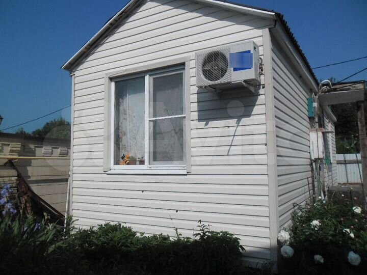 Дом 30 м² на участке 3 сот.