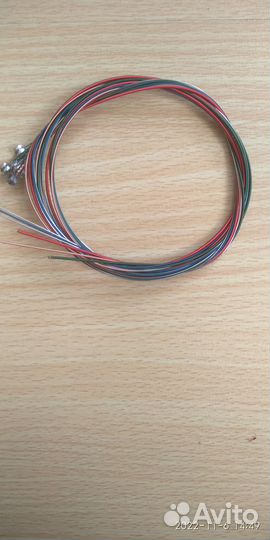 Струны гитарные