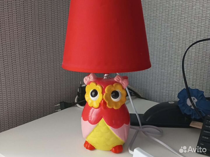 Лампа настольная