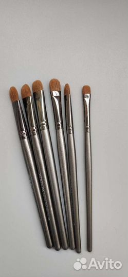 Кисти для макияжа