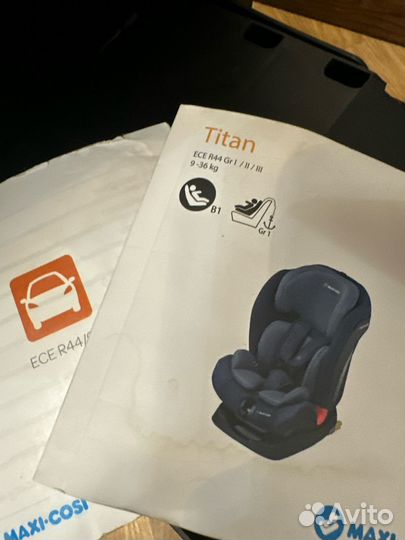 Детское автокресло maxi cosi titan