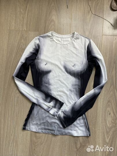 Look online лонгслив