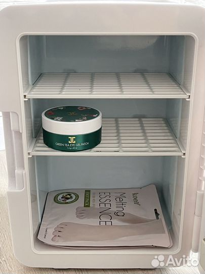 Минихолодильник для косметики