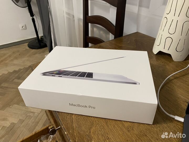 Apple MacBook Pro 13 2018 Silver (Ростест)
