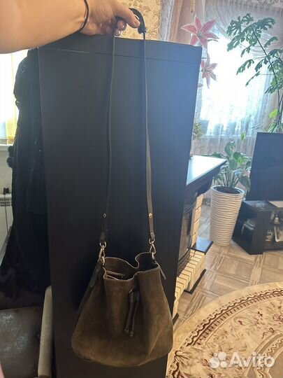 Сумка модель Louis Vuitton натуральная замша