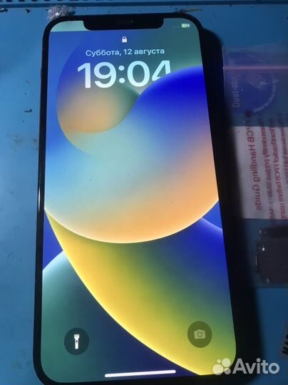 Дисплей на iPhone 12