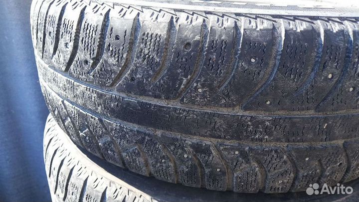 Bridgestone Ice Cruiser 5000 225/65 R17