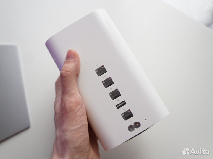 Apple AirPort Extreme США (me918ll/A)