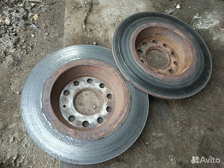 Задний тормозной диск skoda superb 2014 г