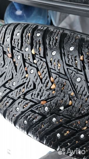 Nokian Tyres Hakkapeliitta 8 215/55 R17 98T