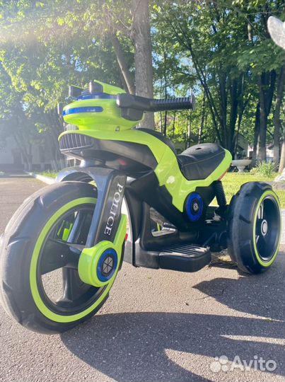 Электрический трицикл