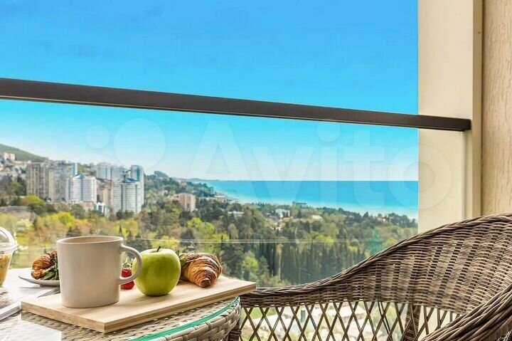 3-к. квартира, 90 м², 10/18 эт.