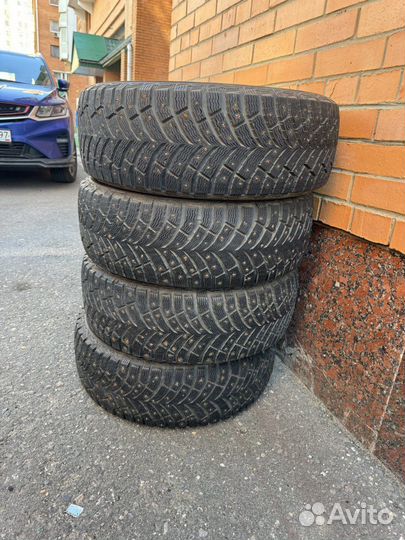 Michelin X-Ice North 4 205/55 R16 94T