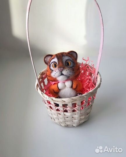 Тигр Символ года Ручная работа