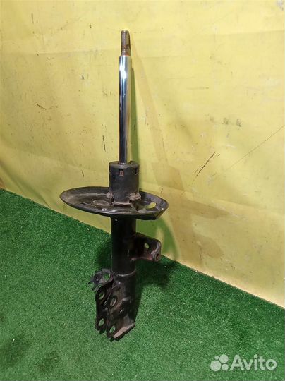 Амортизатор передний левый Toyota Camry V70 2017