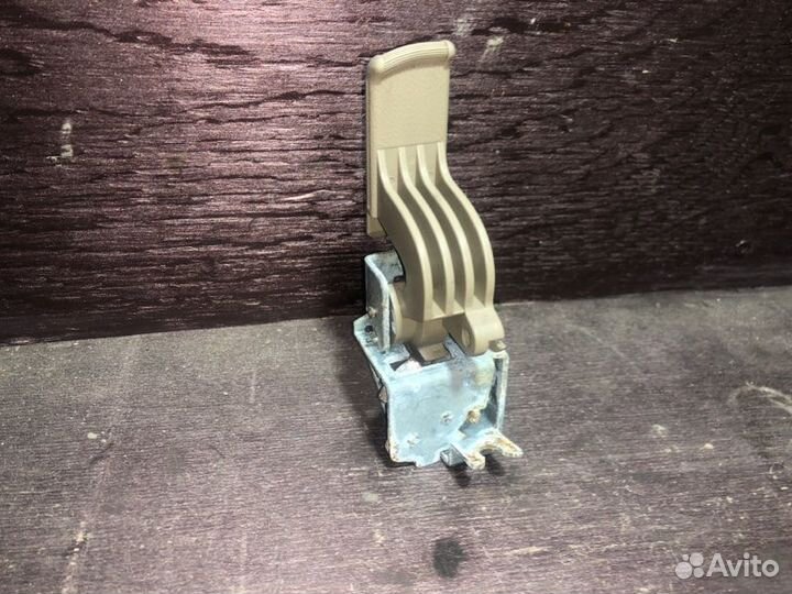 Ручка открывания багажника Honda Civic sedan LDA1