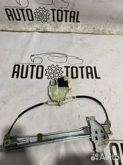 Стеклоподъемник передний правый Citroen C4 2011