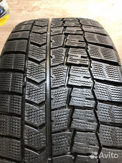 Dunlop Winter Maxx WM02 225/45 R18 и 245/40 R18 93Q