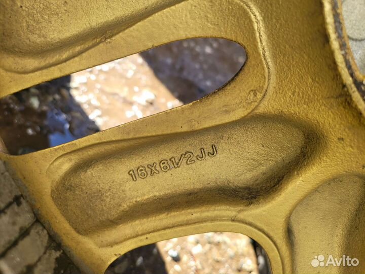 Комплект колес r16 215 65