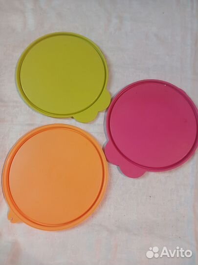 Крышки новые Tupperwareдиам 16см