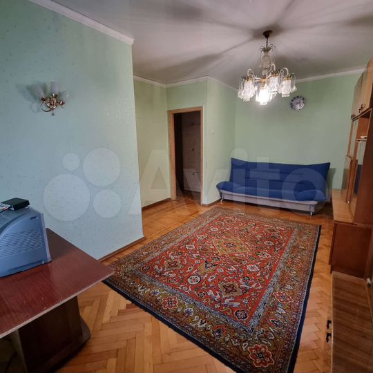 2-к. квартира, 40 м², 2/2 эт.