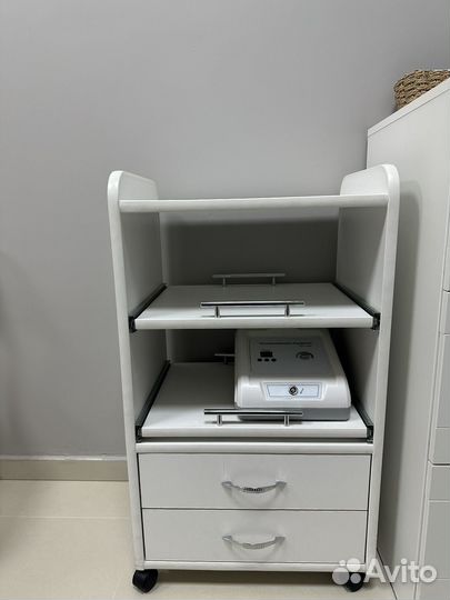 Тумба косметологическая