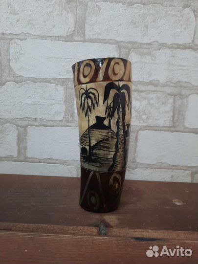 Ваза из рога