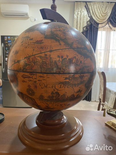 Глобус бар Италия