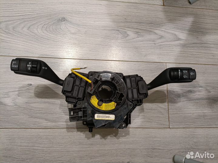 Подрулевой переключатель на Ford focus 2