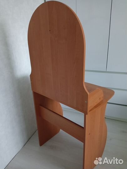 Дамский столик