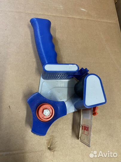 Диспенсер для скотча Unibob