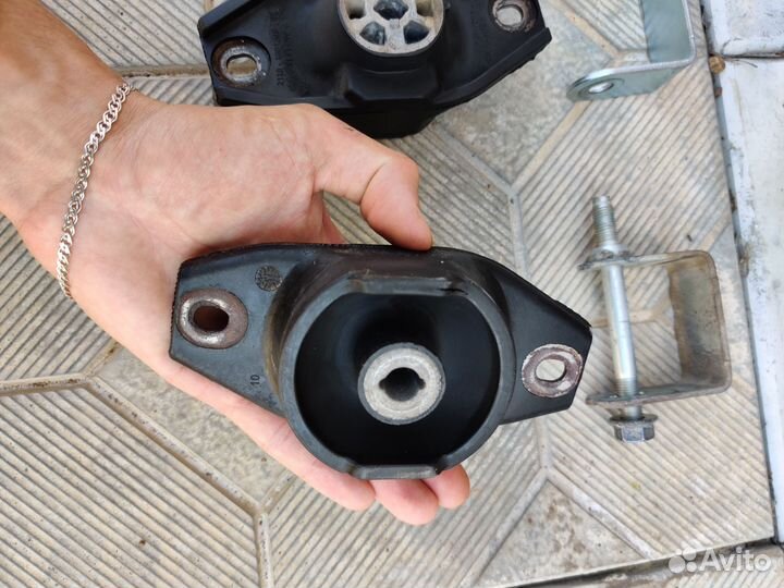 Комплект опор двигателя ваз 2110-2112, 2170