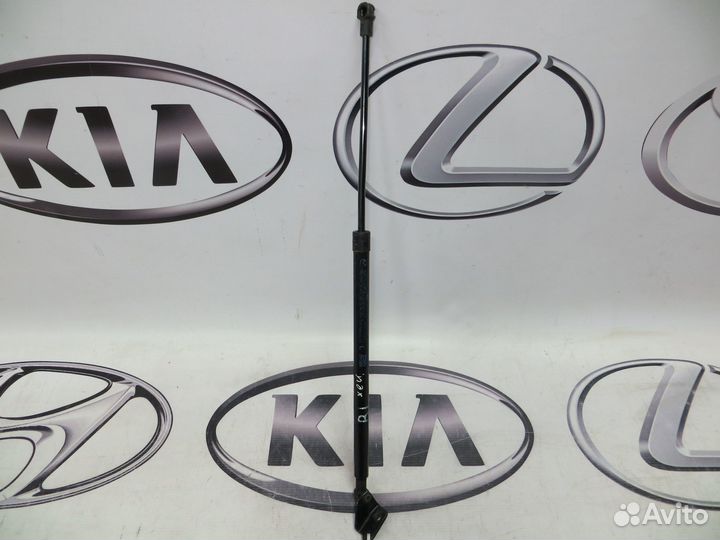 Амортизатор крышки багажника левый Mazda 3 BL