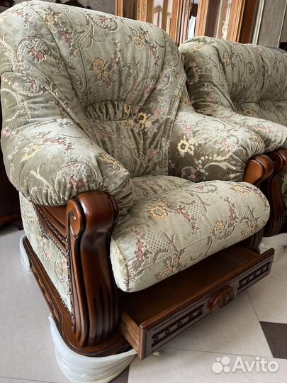 Диван и 2 кресла Румыния