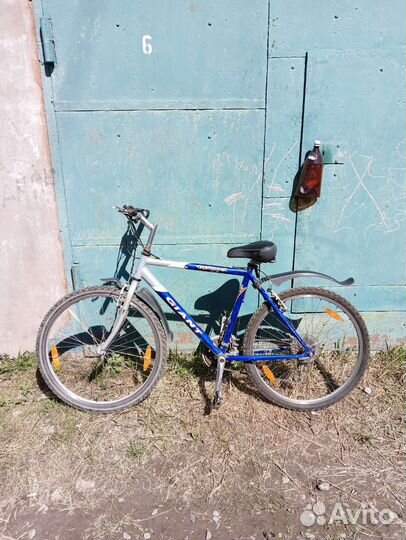 Горный велосипед Giant Upland