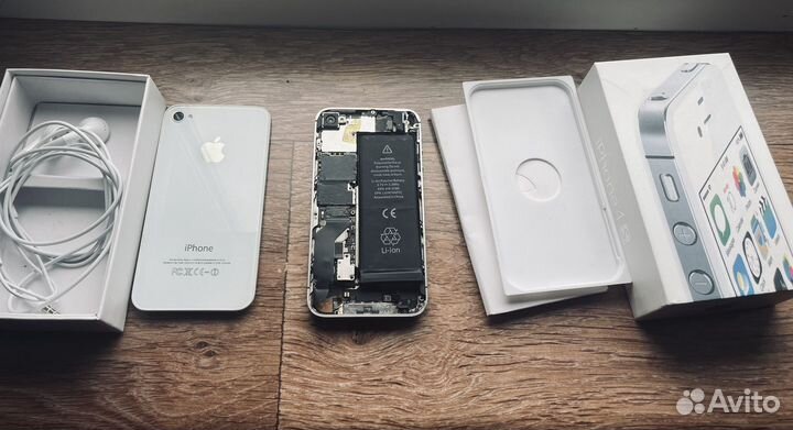 iPhone 4S, 16 ГБ