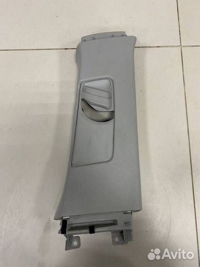 Обшивка стойки Toyota Corolla E150 2006-2013