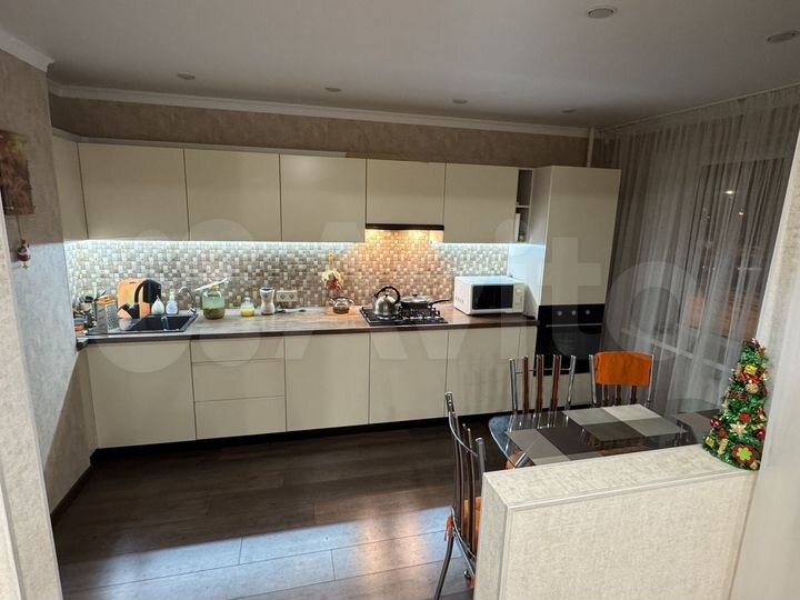 Комната 22 м² в 3-к., 3/10 эт.