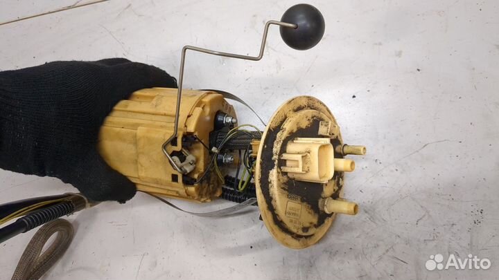 Насос топливный электрический Volvo XC90, 2002