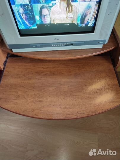 Компьютерный столик бу