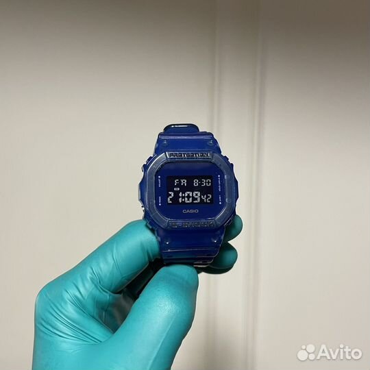 Оригинальные Casio G-Shock DW-5600SB-2ER