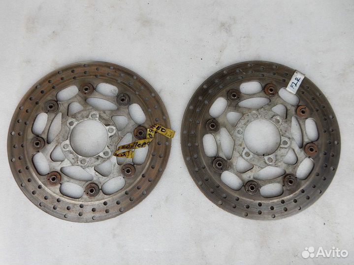 Тормозной диск Yamaha FZR250 №183