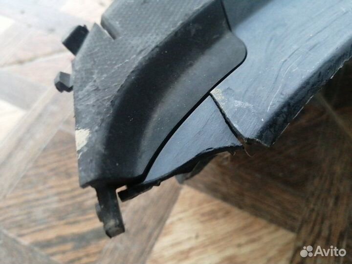 Жабо левое Honda Fit GD1