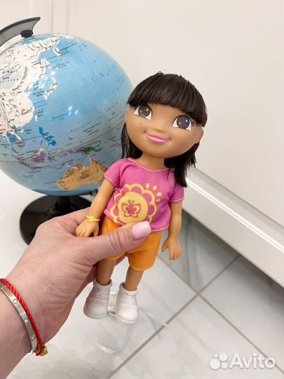 Dora / Даша с глобусом